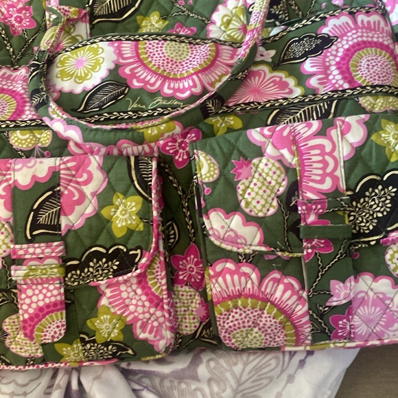 Vera Bradley Green and Pink Floral Women's Bag - Picture 2 of 9